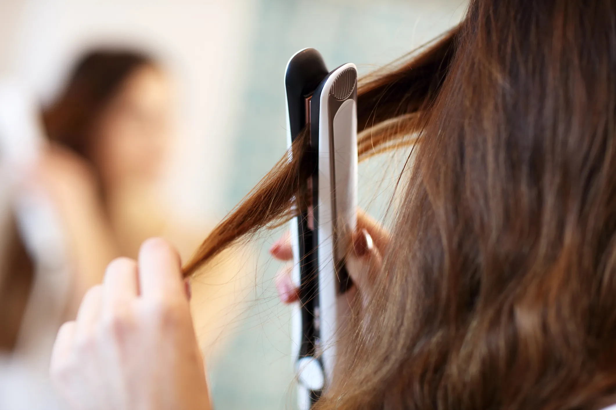 How To Use A Hair Straightener: A Step-By-Step Guide